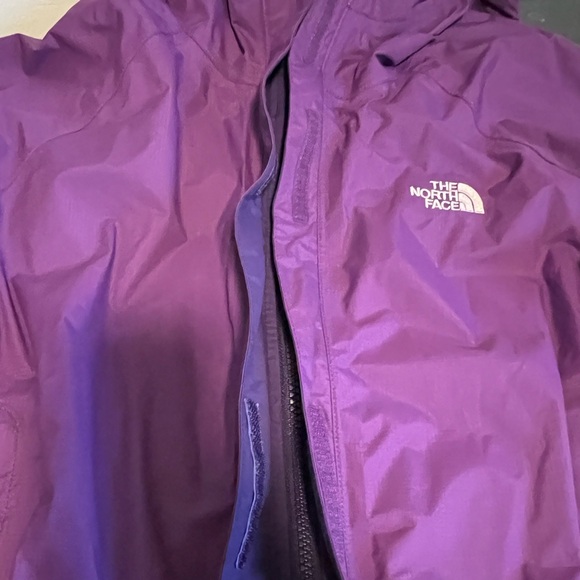 The North Face Waterproof Jacket - Picture 4 of 4